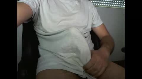 Yut online show from February 26, 2026, 7:40 am