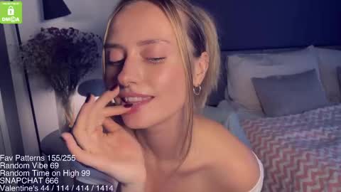 Snapshot of yvie_ chatting on February 14, 2025, 6:45 am The Queen Bitch of the United Kingdom online show from February 14, 2025, 6:45 am