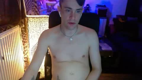 Snapshot of yyscript chatting on November 15, 2025, 1:14 am online show from November 15, 2025, 1:14 am