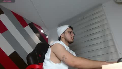 Snapshot of zac_golden chatting on May 21, 2026, 11:39 am Zack online show from May 21, 2026, 11:39 am