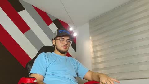 Snapshot of zac_golden chatting on June 8, 2026, 11:54 am Zack online show from June 8, 2026, 11:54 am