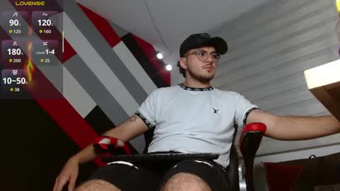 Snapshot of zac_golden chatting on June 21, 2026, 11:46 am Zack online show from June 21, 2026, 11:46 am