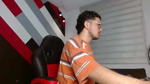 Snapshot of zac_golden chatting on July 3, 2026, 11:49 am Zack online show from July 3, 2026, 11:49 am