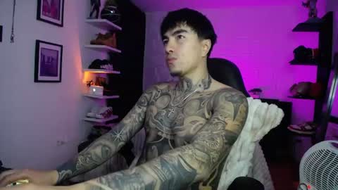 zac_muller1 online show from July 21, 2026, 3:42 am