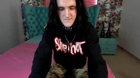 Snapshot of zack_bev chatting on January 9, 2026, 7:15 pm zack_bev online show from January 9, 2026, 7:15 pm