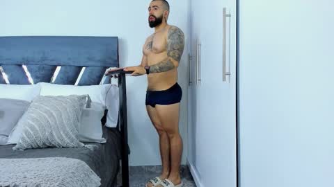 Snapshot of zack_froone chatting on October 20, 2025, 12:49 pm Richard online show from October 20, 2025, 12:49 pm