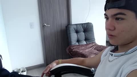 Zackss online show from September 22, 2025, 7:05 pm