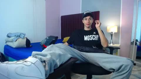 Snapshot of zacktk7 chatting on January 4, 2025, 4:00 pm zack online show from January 4, 2025, 4:00 pm