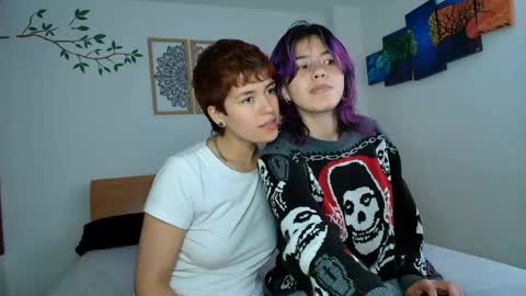zafira_raven online show from April 19, 2026, 9:50 pm