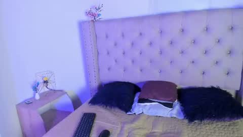 Snapshot of zafiralux chatting on July 25, 2026, 12:53 am ZafiraLux online show from July 25, 2026, 12:53 am