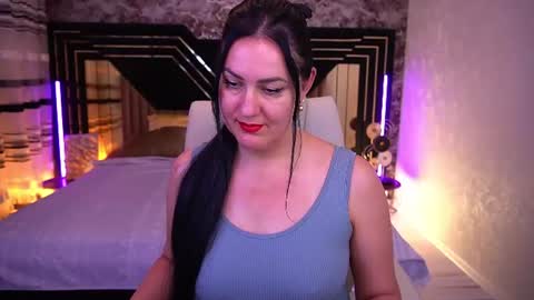 Zafiramoonn online show from July 28, 2026, 3:21 pm