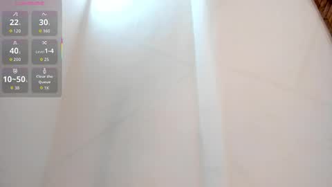 Zafiro online show from October 23, 2025, 9:24 pm