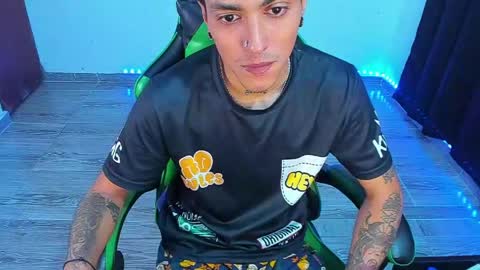 Snapshot of zafirocum chatting on May 3, 2026, 12:55 pm BiG Zafiro online show from May 3, 2026, 12:55 pm