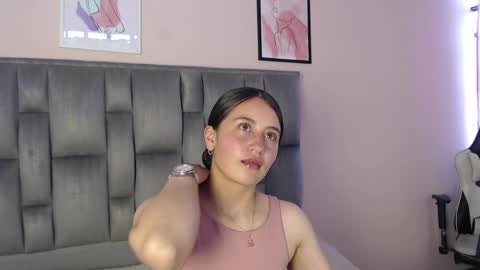Snapshot of zaida_1 chatting on June 1, 2026, 9:27 pm Zaida online show from June 1, 2026, 9:27 pm