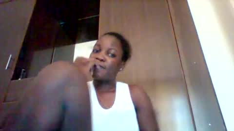 Snapshot of zainxxxx chatting on April 23, 2026, 12:29 pm zainxxxx online show from April 23, 2026, 12:29 pm