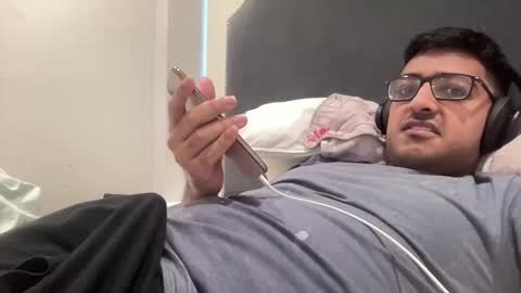 Zak27 online show from November 11, 2025, 3:34 pm