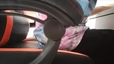 zeon online show from October 17, 2025, 9:12 am