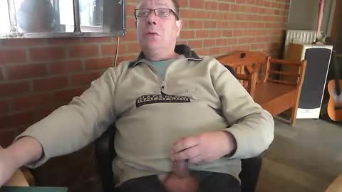 Snapshot of zalinger chatting on March 17, 2026, 12:19 pm zalinger online show from March 17, 2026, 12:19 pm