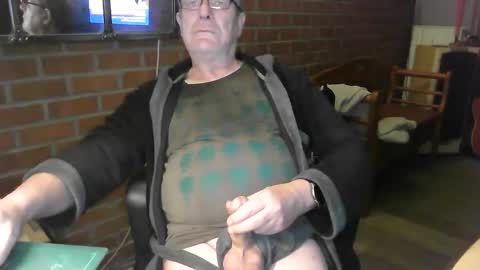 Snapshot of zalinger chatting on May 4, 2026, 9:55 pm zalinger online show from May 4, 2026, 9:55 pm