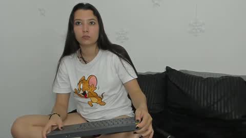 zammii69 online show from December 8, 2024, 8:15 pm