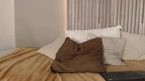 Zander online show from January 30, 2025, 6:00 pm