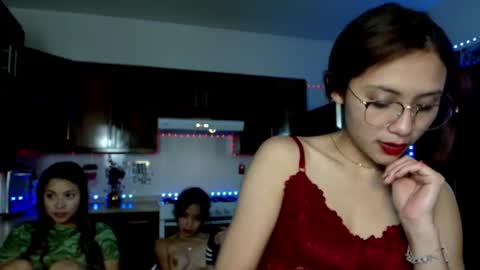 zandra6ghal online show from September 28, 2025, 8:42 am