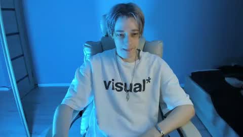 Kel online show from July 31, 2026, 9:14 pm