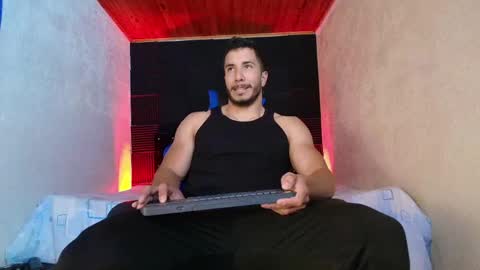 Snapshot of zanemaverick chatting on April 27, 2026, 12:47 pm zanemaverick online show from April 27, 2026, 12:47 pm
