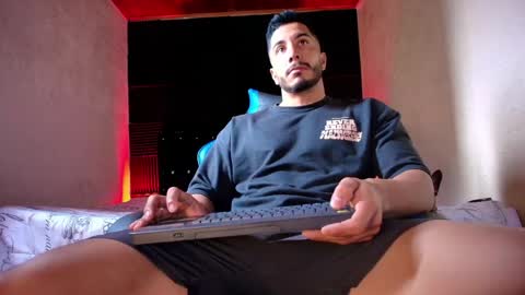 Snapshot of zanemaverick chatting on May 17, 2026, 2:13 pm zanemaverick online show from May 17, 2026, 2:13 pm