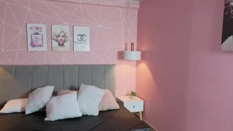 Zara Sweet  online show from June 3, 2026, 2:08 pm
