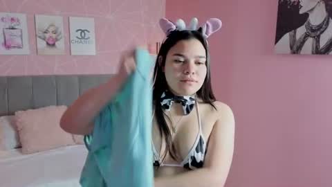 Zara Sweet  online show from June 17, 2026, 2:18 pm