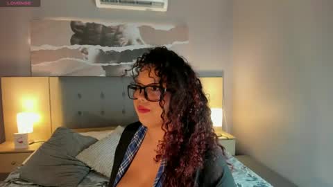 Snapshot of zara_holly_ chatting on August 2, 2026, 7:01 pm Zara online show from August 2, 2026, 7:01 pm