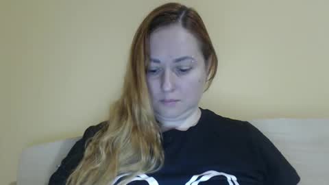 Kate. if im not here im here foxy red333 online show from April 14, 2026, 8:42 am