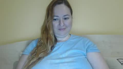 Snapshot of zara_red chatting on May 9, 2026, 8:19 am Kate. if im not here im here foxy red333 online show from May 9, 2026, 8:19 am