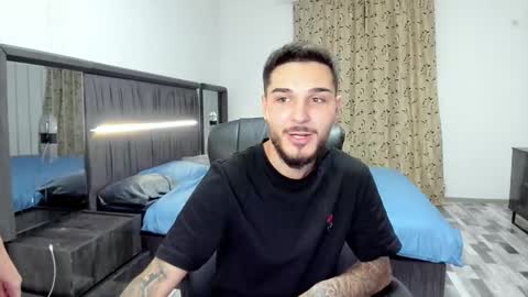 Snapshot of zarabliss3 chatting on September 28, 2025, 8:03 pm ZARA LEO online show from September 28, 2025, 8:03 pm