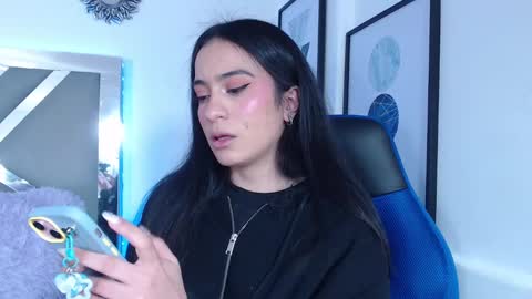 Snapshot of zaradames_ chatting on January 16, 2025, 3:34 am zaradames_ online show from January 16, 2025, 3:34 am