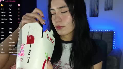 Snapshot of zaradames_ chatting on October 24, 2025, 3:36 am zaradames_ online show from October 24, 2025, 3:36 am