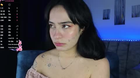 Snapshot of zaradames_ chatting on October 30, 2025, 4:47 am zaradames_ online show from October 30, 2025, 4:47 am