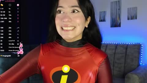 Snapshot of zaradames_ chatting on November 15, 2025, 3:04 am zaradames_ online show from November 15, 2025, 3:04 am