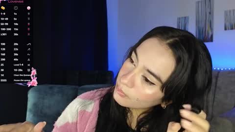 Snapshot of zaradames_ chatting on November 26, 2025, 4:02 am zaradames_ online show from November 26, 2025, 4:02 am