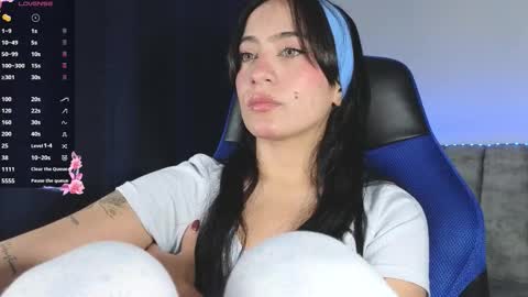 Snapshot of zaradames_ chatting on February 17, 2026, 3:36 am zaradames_ online show from February 17, 2026, 3:36 am