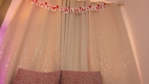 Snapshot of zaradulce chatting on February 21, 2026, 12:28 pm Zara . online show from February 21, 2026, 12:28 pm