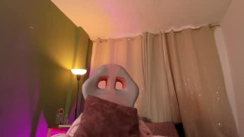 Snapshot of zaradulce chatting on February 26, 2026, 12:04 pm Zara . online show from February 26, 2026, 12:04 pm