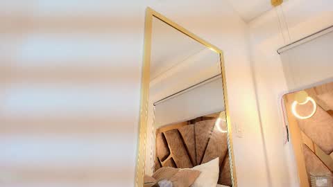 Snapshot of zarah_andrews chatting on September 28, 2025, 1:16 pm Zarah Andrews online show from September 28, 2025, 1:16 pm