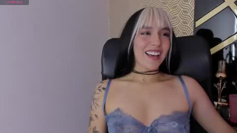 Snapshot of zarahaze_ chatting on July 22, 2026, 1:36 pm SARAH online show from July 22, 2026, 1:36 pm