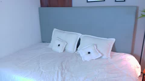 Snapshot of zarahqueen chatting on February 14, 2026, 3:47 am Zarah online show from February 14, 2026, 3:47 am