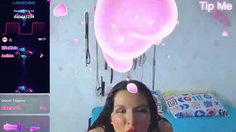 Snapshot of zaraluxx chatting on August 1, 2026, 1:16 am zaraluxx online show from August 1, 2026, 1:16 am