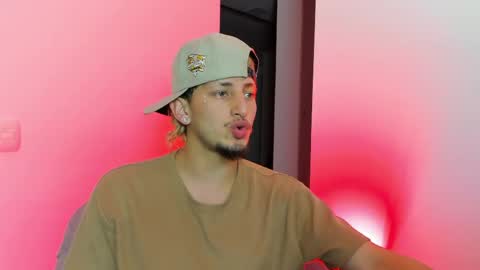 Snapshot of zarcoox chatting on April 11, 2026, 3:11 am Zarcoo online show from April 11, 2026, 3:11 am