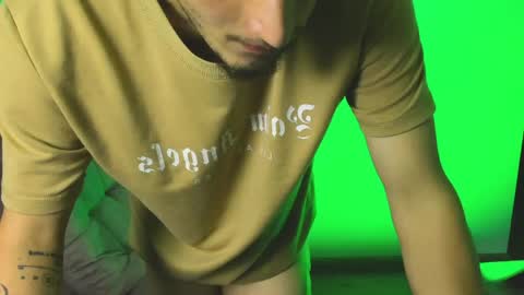 Snapshot of zarcoox chatting on April 15, 2026, 4:08 am Zarcoo online show from April 15, 2026, 4:08 am