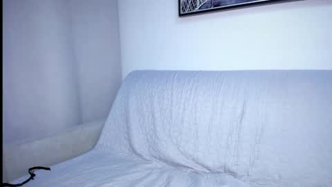 Snapshot of zarinastoun20 chatting on February 27, 2025, 10:20 pm ZARINA online show from February 27, 2025, 10:20 pm